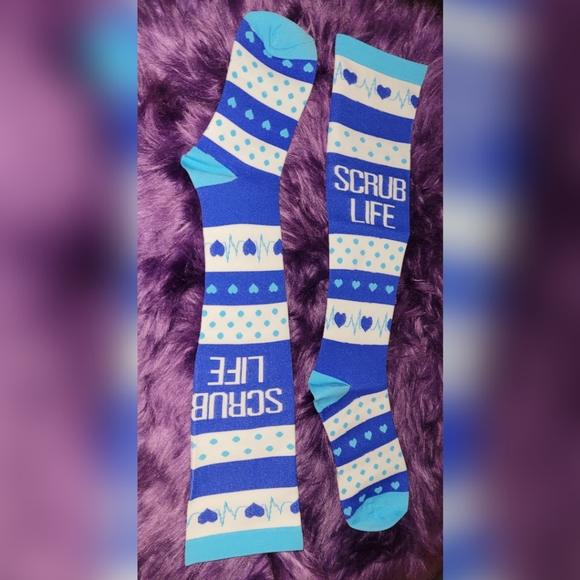 Scrub Life Compression Knee Socks L/XL - Picture 2 of 3
